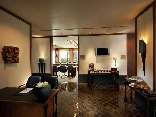 sukhothai-executive-meeting-room