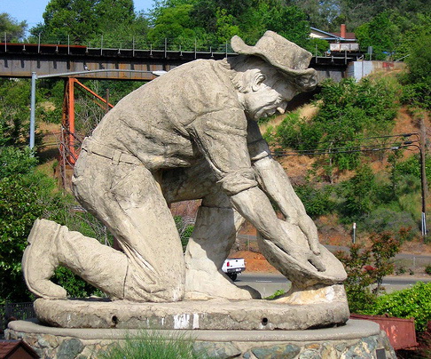 1238996240_0355.486x404