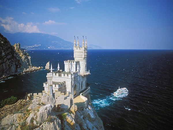 Crimea, Swallow's Nest Castle