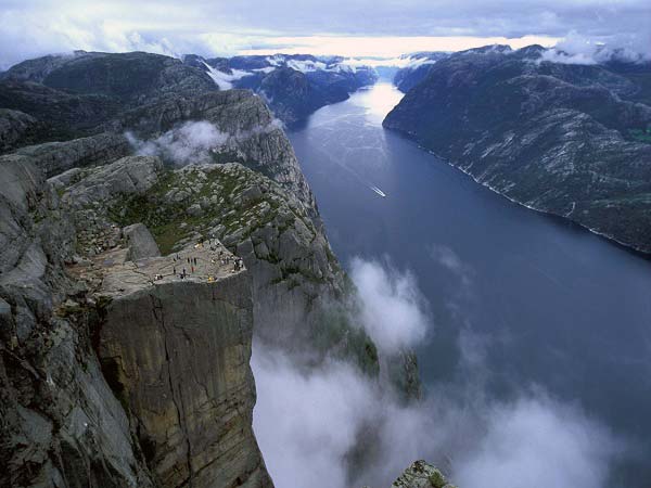 Preikestolen-in-Norway