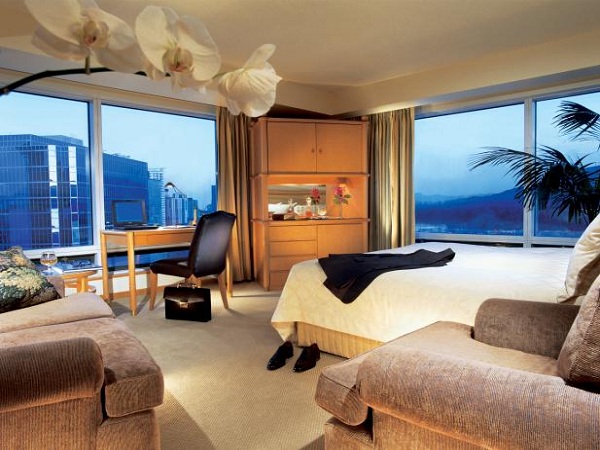 Pan Pacific Hotel Vancouver suite