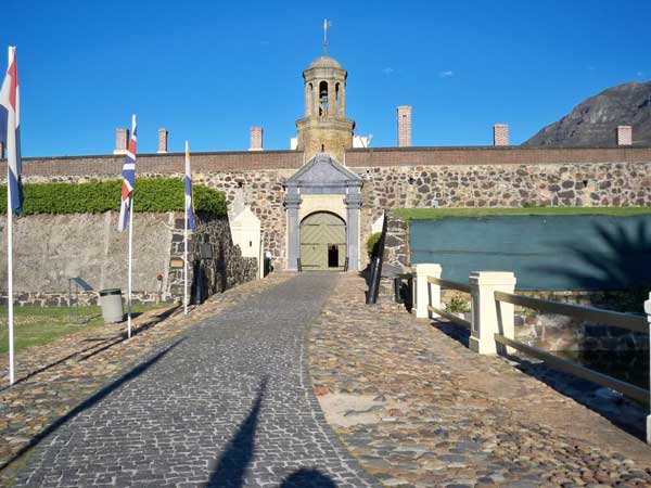 Photo by elfgirlsglade.blogspot.com