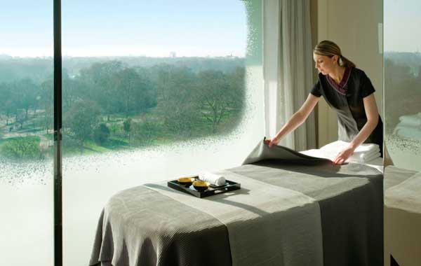 Photo by http://www.grandluxuryhotels.com