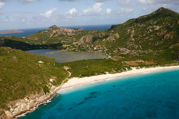 Photo byhttp://www.st-barths.com