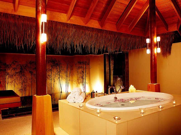 Photo by http://blog.mrandmrssmith.com/