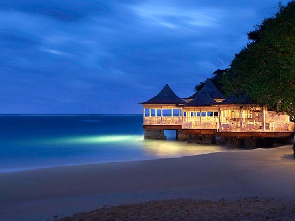 Photo by http://images.stsvacations.com/