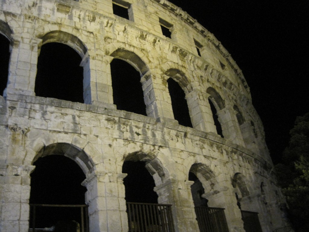 Roman amphitheater