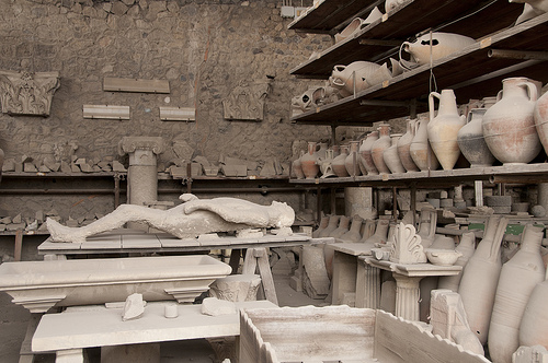 Tragic Sisters: Naples and Pompeii | TravelVivi.com