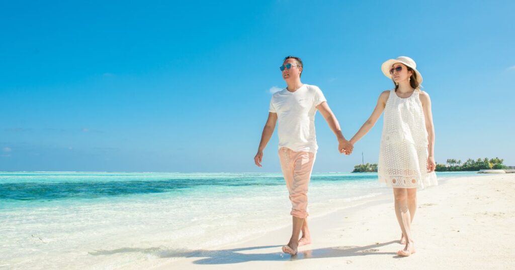 best places to travel in april